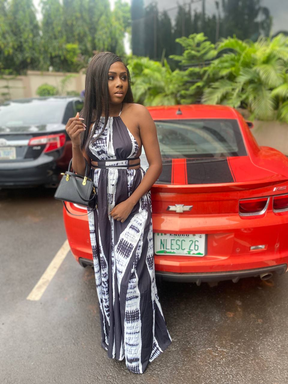 A stunning black and whiteoutfit with a bold flawless design