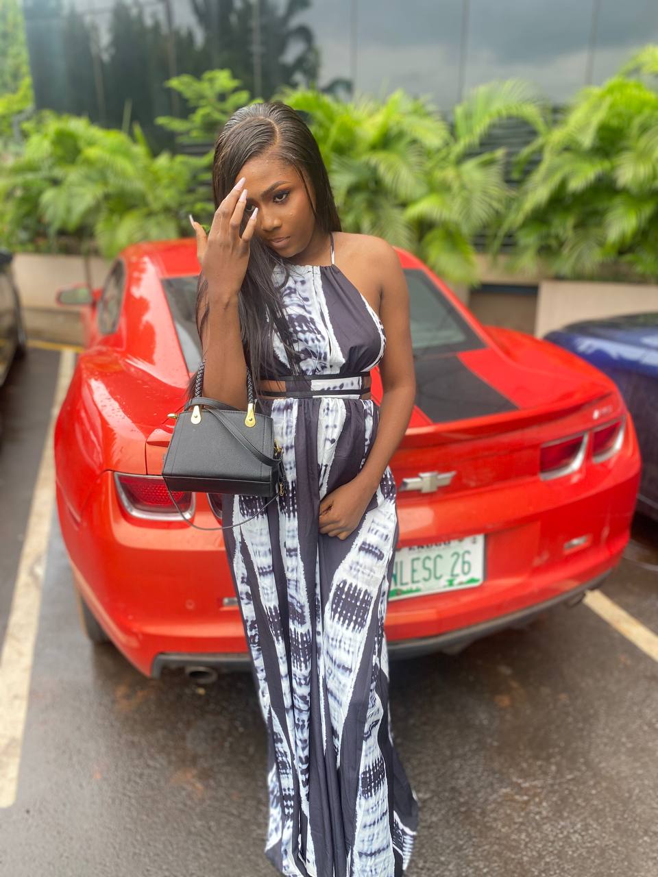 A stunning black and whiteoutfit with a bold flawless design