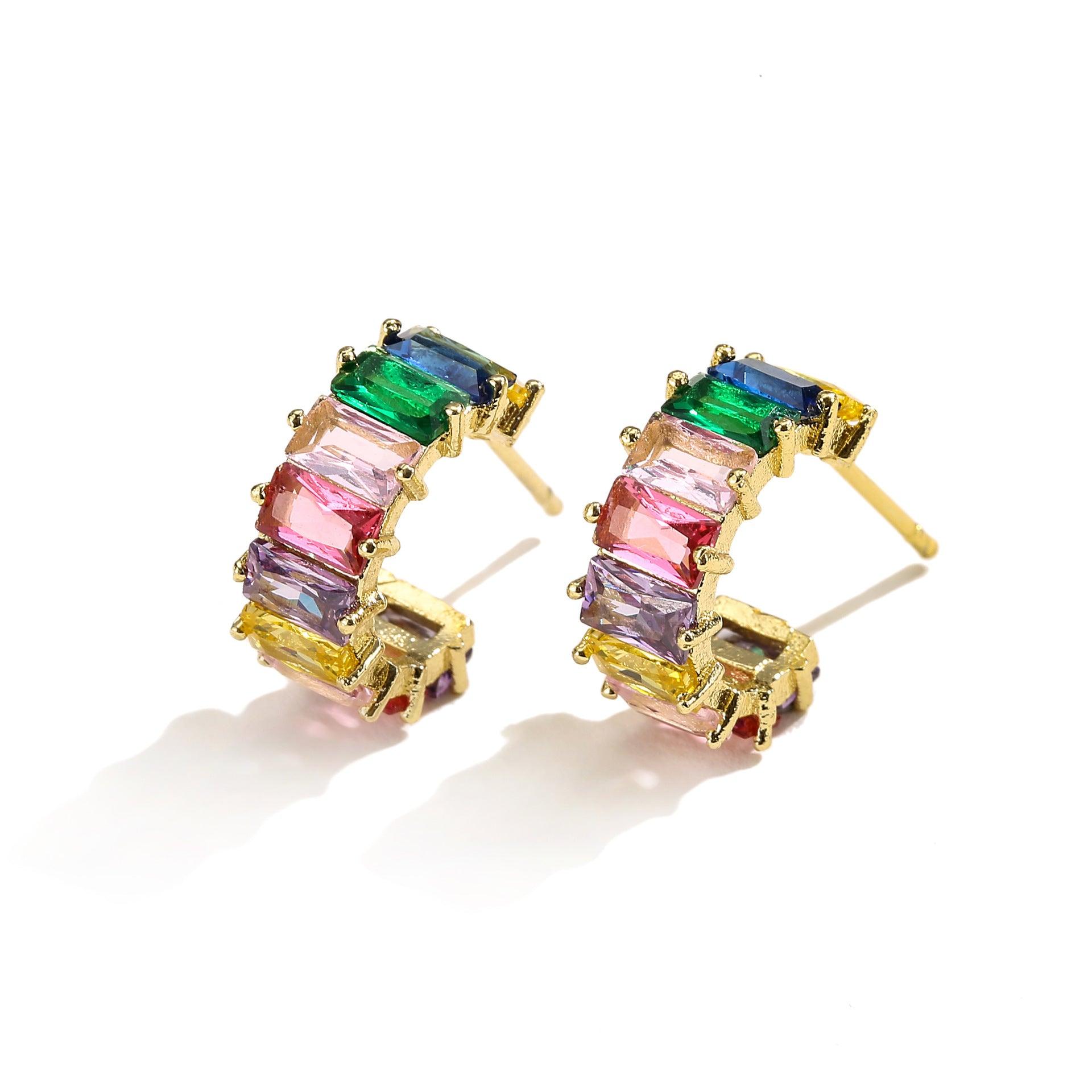 Multicolor glass diamond C-shaped earrings - melvincucci