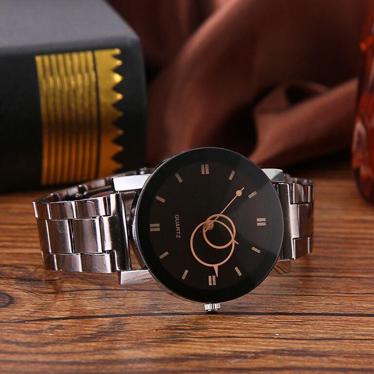 Black steel strap watch - melvincucci