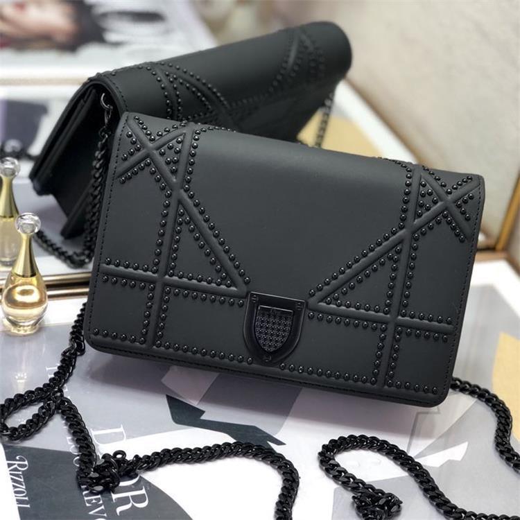 Bag Women 2021 New Leather Messenger Bag Chain Small Square Bag Cowhide Original Shoulder Bag Luxury Goods Source - melvincucci