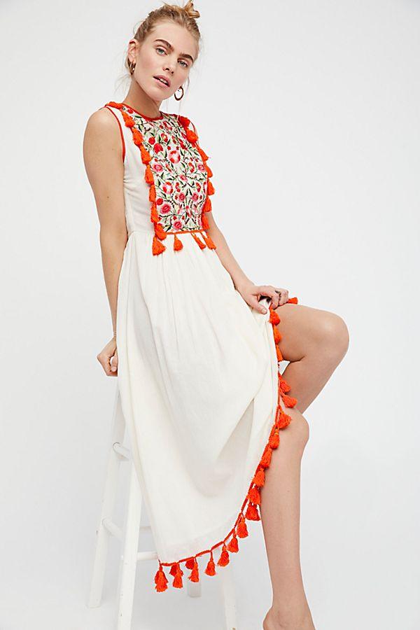 Bohemian Embroidered Floral Fringe Sleeveless Vest Dress - melvincucci
