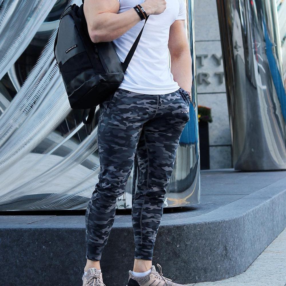 Camo trousers men - melvincucci
