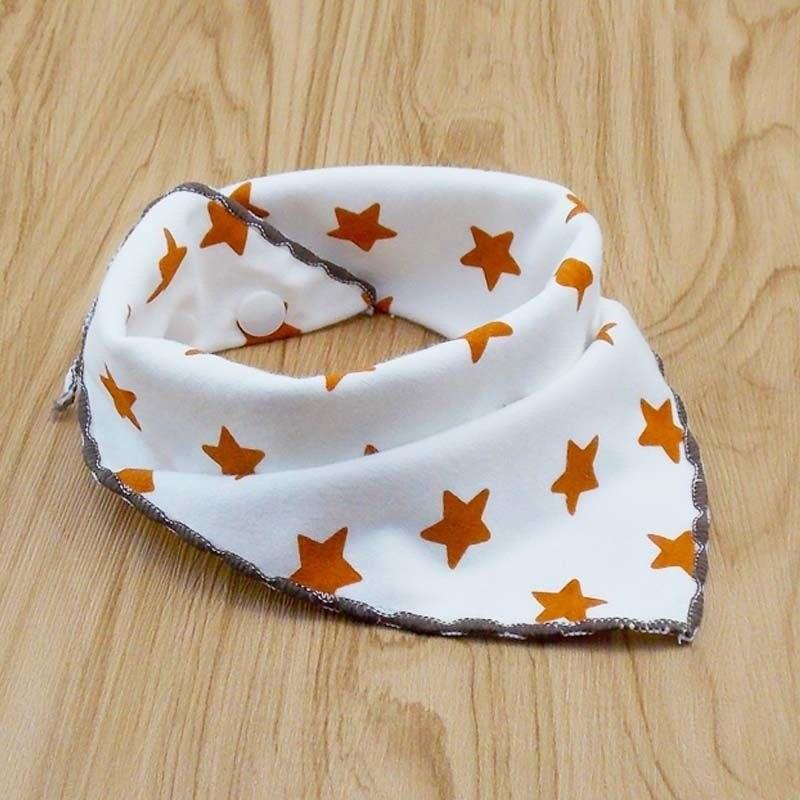 Cat and dog triangle scarf - melvincucci
