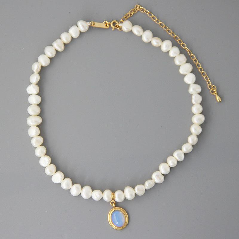 Round Medal Pearl Necklace Irregular Pearl - melvincucci