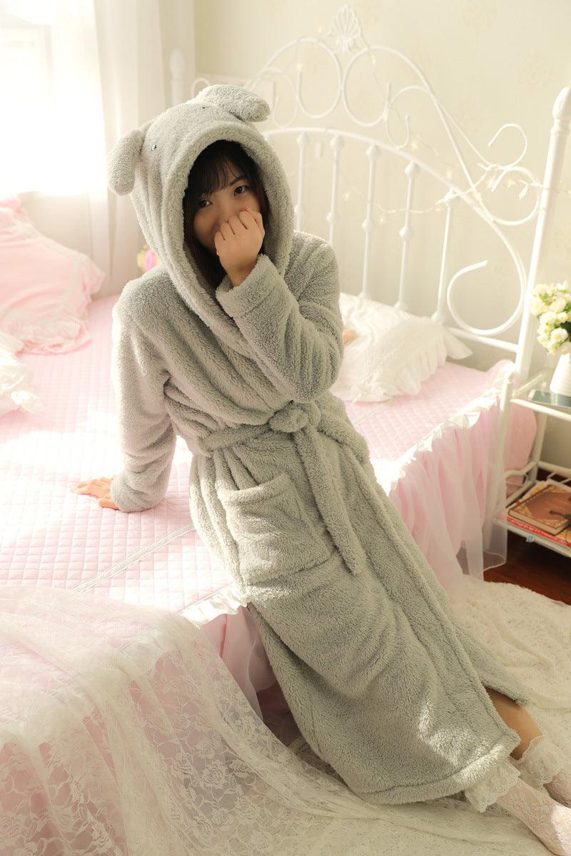 Cute Bathrobes Can Be Worn Outside Pajamas - melvincucci