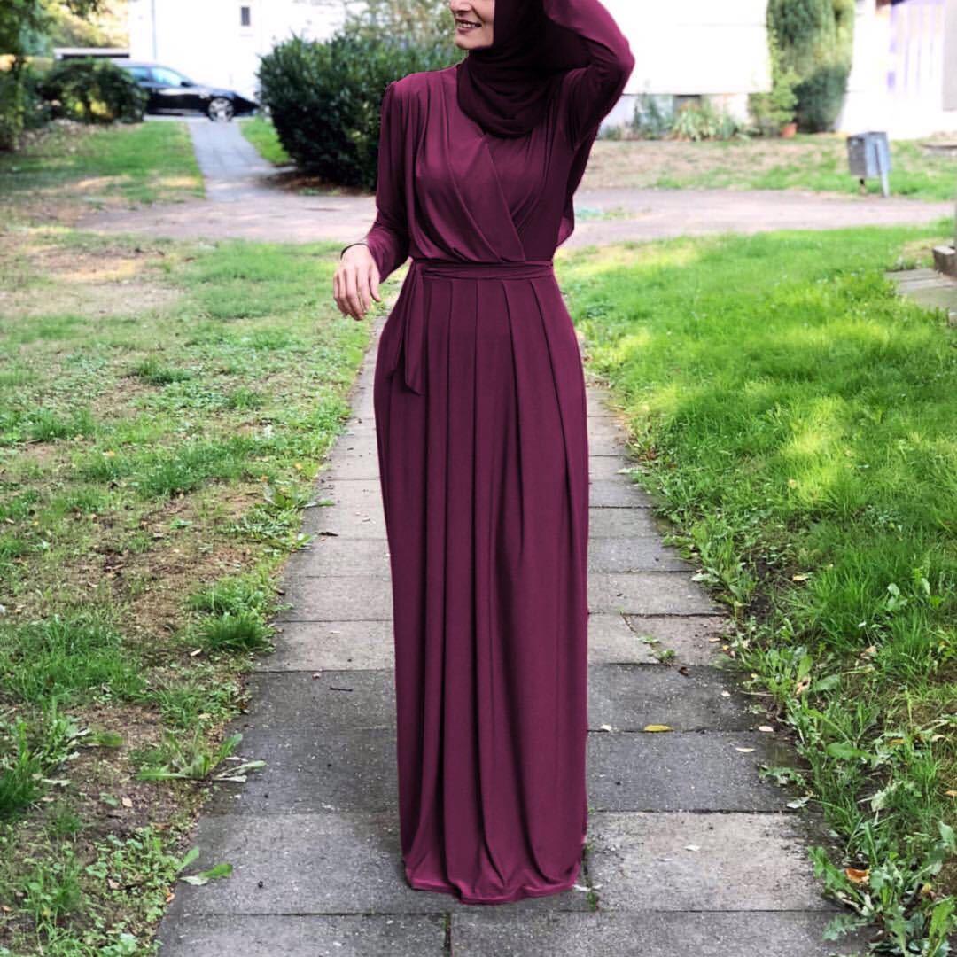 European And American New Style Abaya Dress V-neck Folds And mMopping Floor Skirt - melvincucci