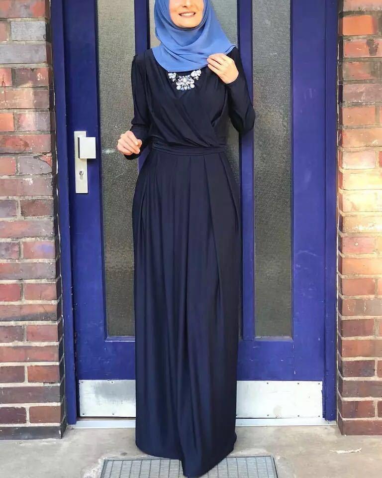 European And American New Style Abaya Dress V-neck Folds And mMopping Floor Skirt - melvincucci