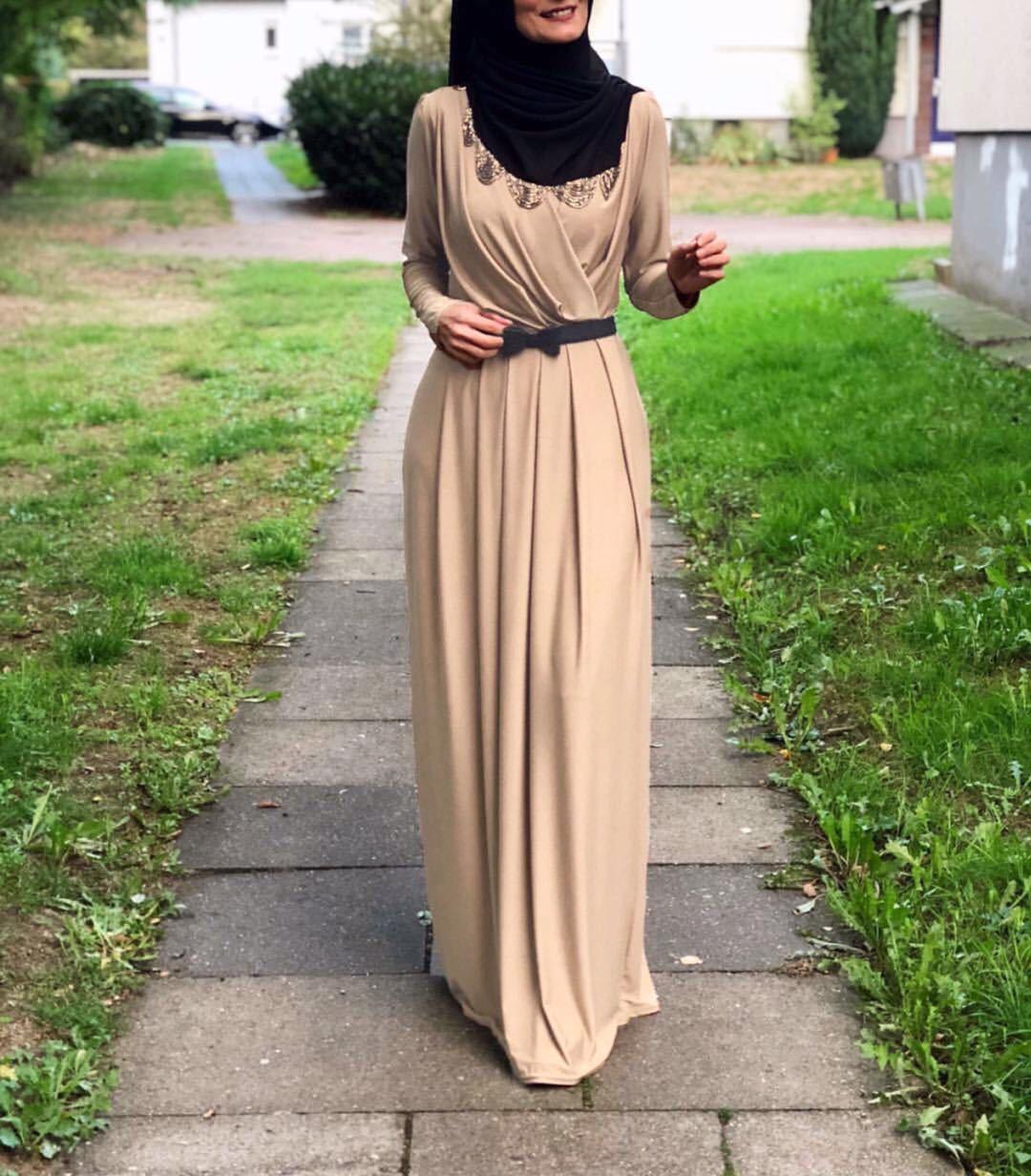 European And American New Style Abaya Dress V-neck Folds And mMopping Floor Skirt - melvincucci