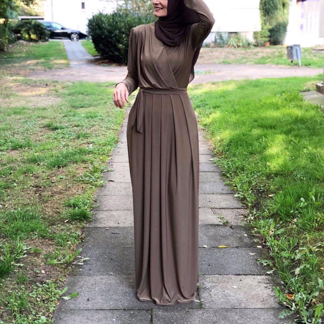 European And American New Style Abaya Dress V-neck Folds And mMopping Floor Skirt - melvincucci