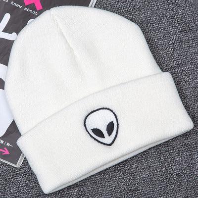Extraterrestrial embroidery embroidery, street knitted hat, warm wool hat, men and women - melvincucci