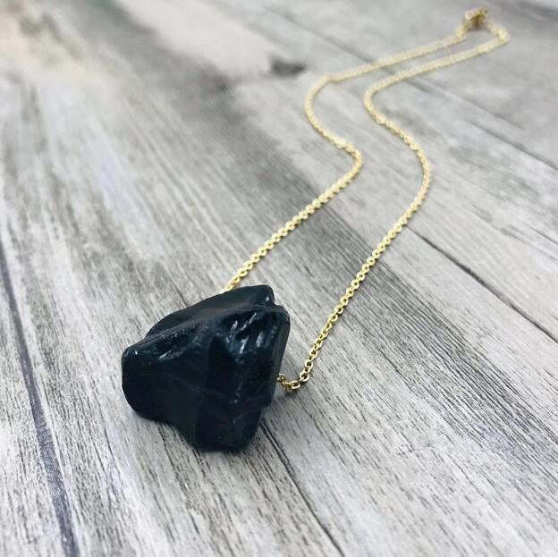 Natural Crystal Stone Pendant Necklace Irregular - melvincucci