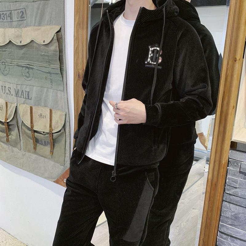 Gold velvet sports suit men - melvincucci