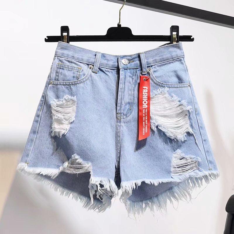 Loose jeans and short shorts - melvincucci