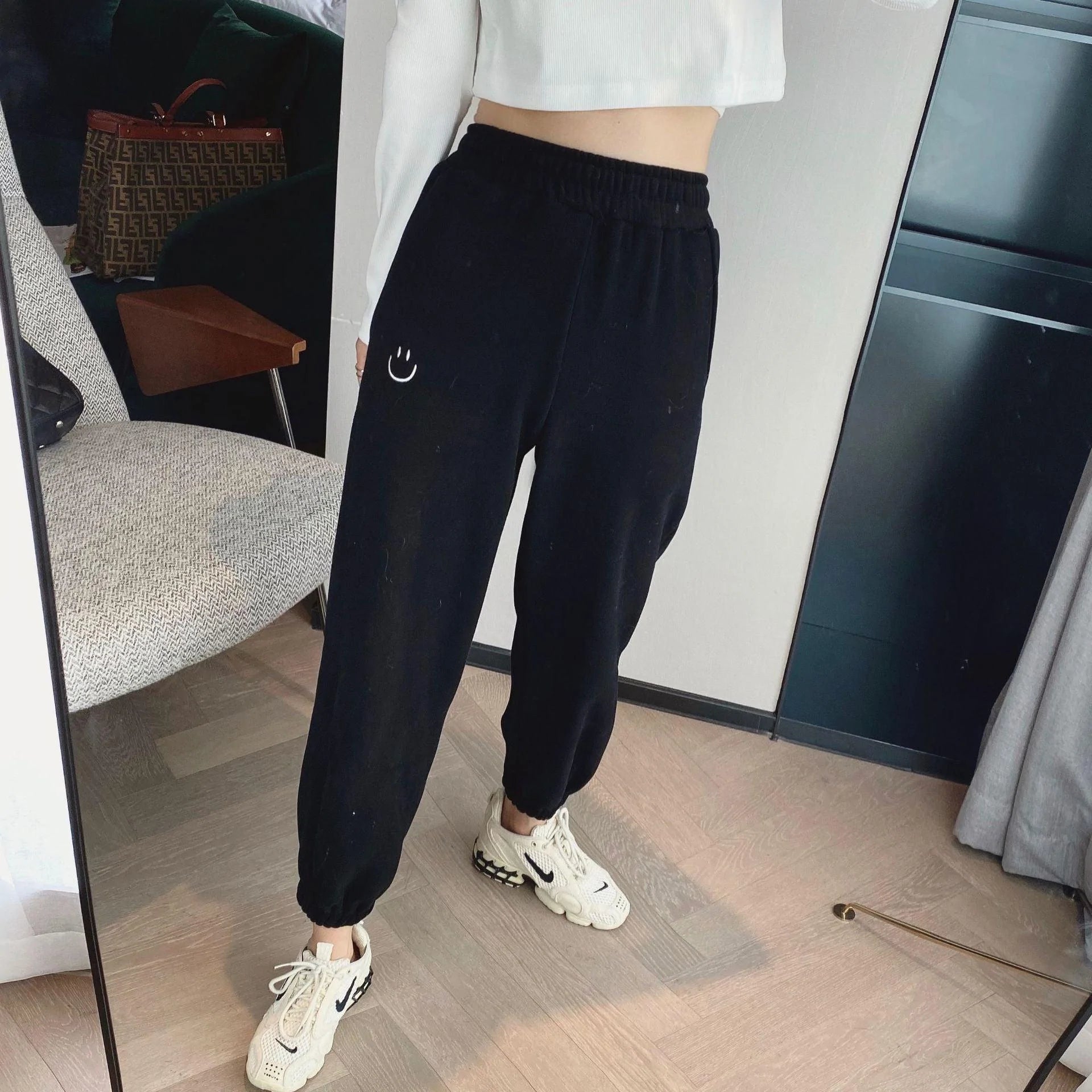 Smiley face plus velvet pants - melvincucci