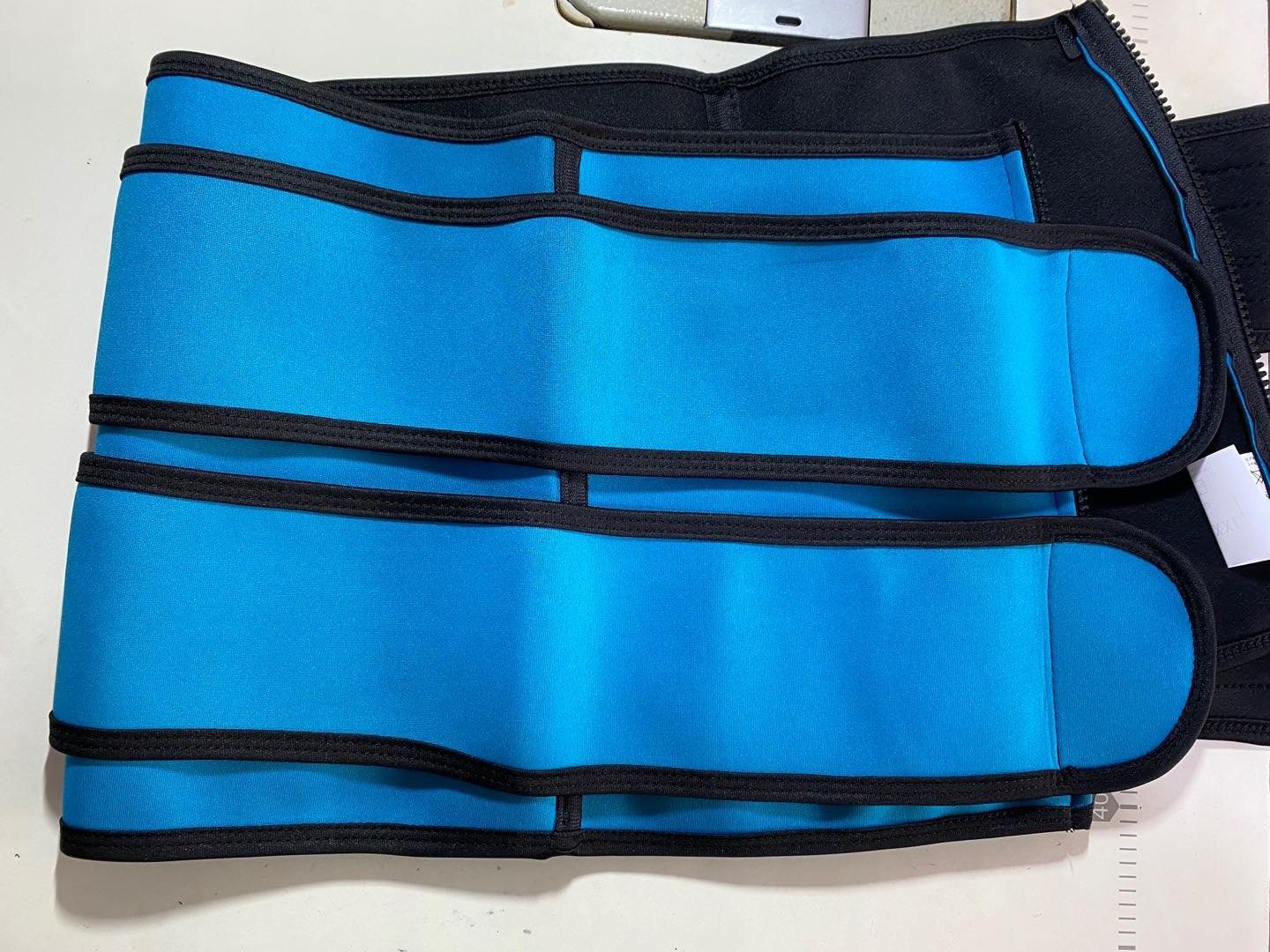 The Sports Tuck Belts Can Be Adjusted With Three Rows Of Buckle Belts - melvincucci