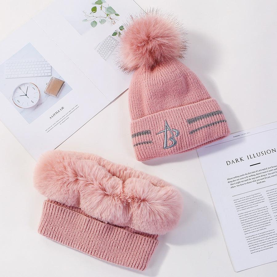 Two-piece hat and scarf - melvincucci