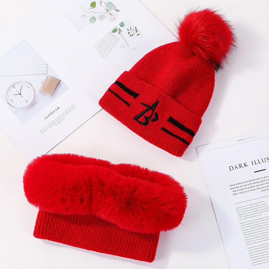 Two-piece hat and scarf - melvincucci
