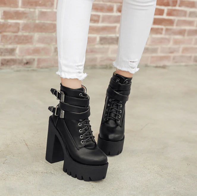 Women Ankle Boots - melvincucci