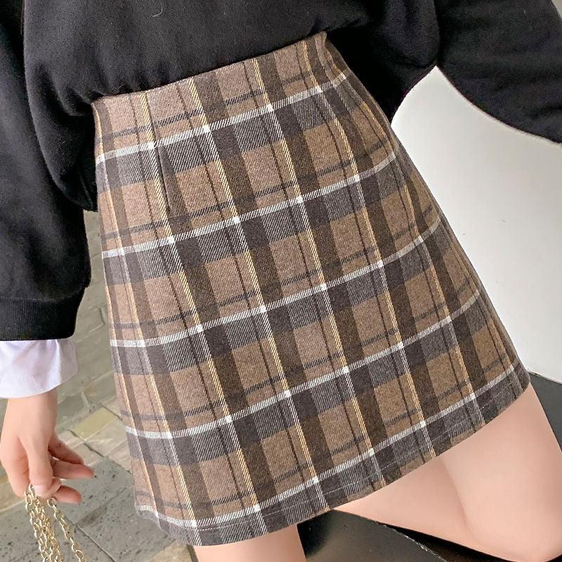 Women s Mini Woolen Short Skirt - melvincucci